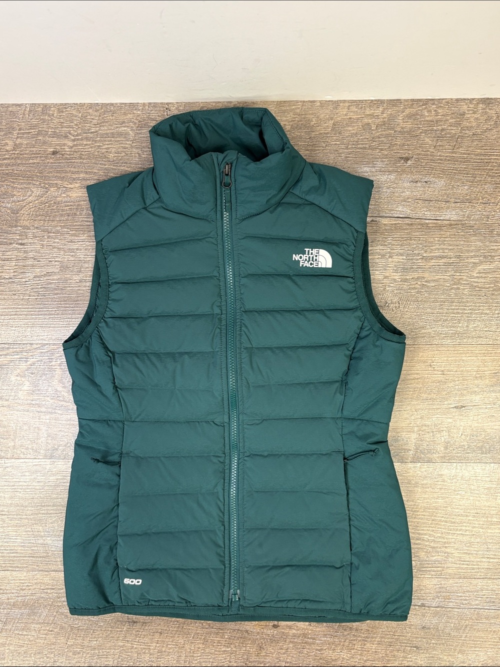 The North Face Women’s 600 Fill Down Puffer Vest Green Size S